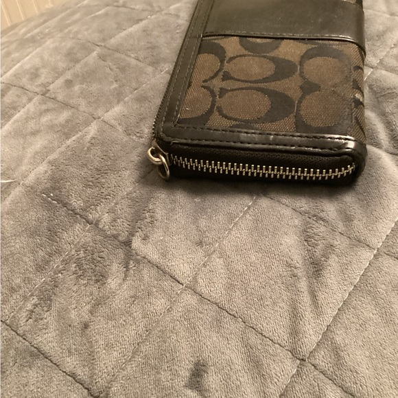COACH signature zip around wallet - Picture 5 of 8